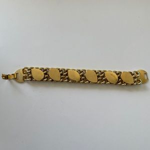 Vintage gold tone bracelet
